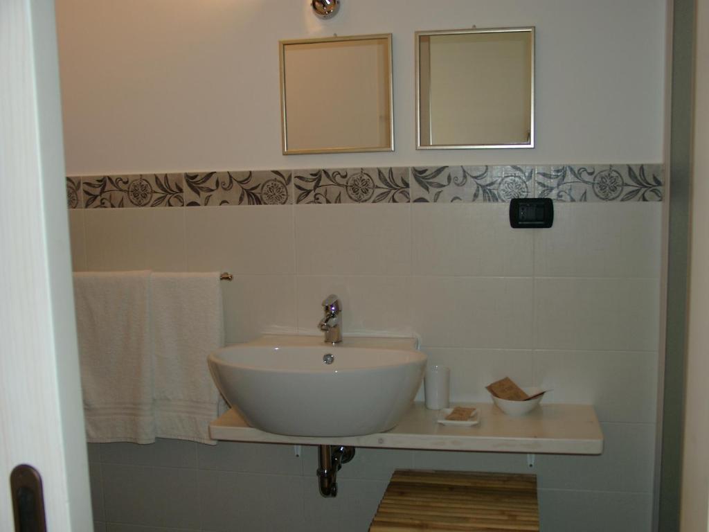 モーディカ Chicchi Di Melograno Bed & Breakfast 部屋 写真